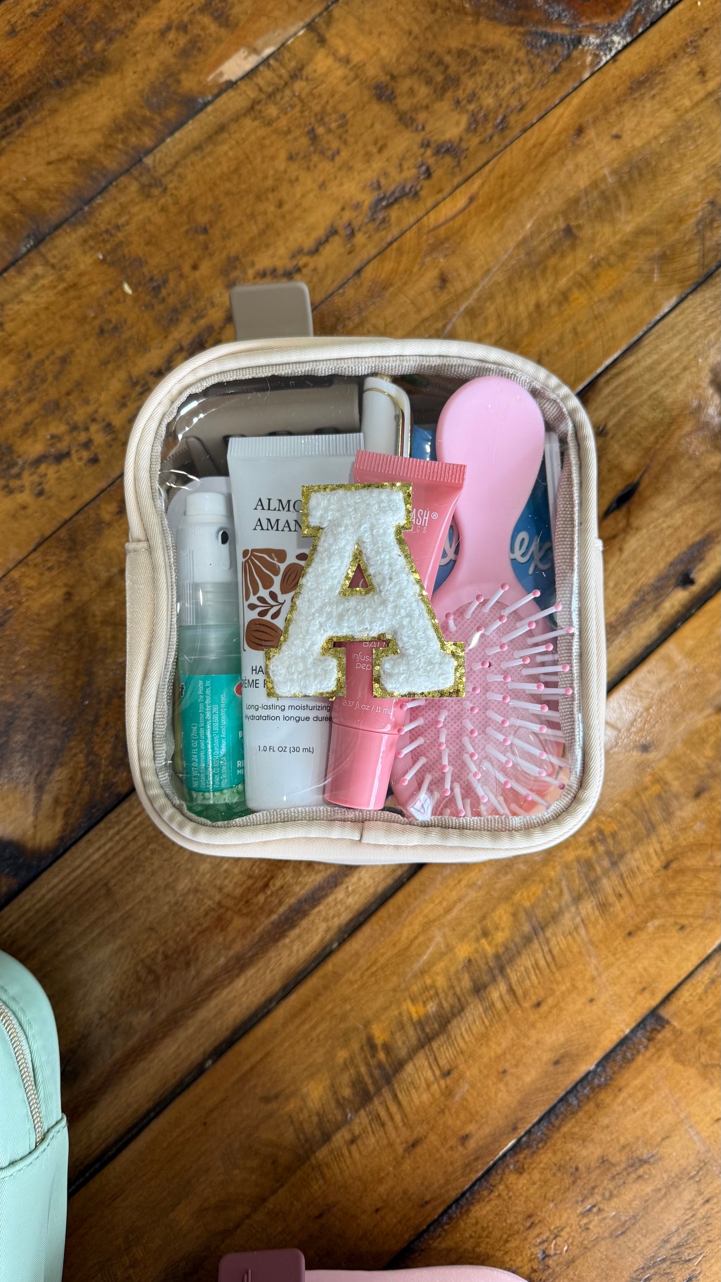 Happy Pouch: Purse Essentials Kit